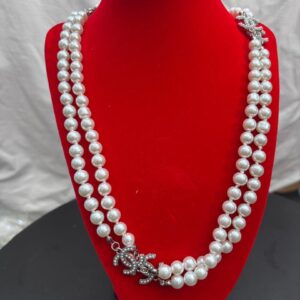 Long pearl chain