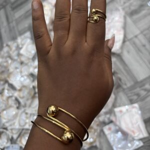 Bangle with matching ring