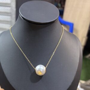 Dainty necklace