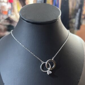 Dainty necklace