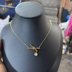 Dainty necklace
