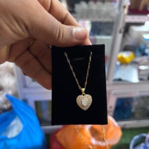 Dainty necklace