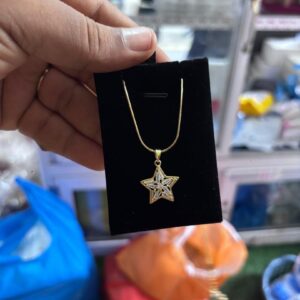 Dainty necklace
