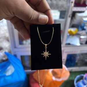 Dainty necklace