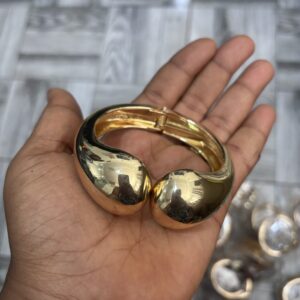 Chunky bangles