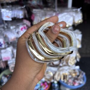 Acrylic bangles set