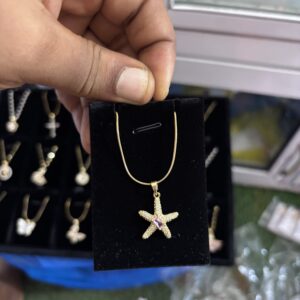 Dainty necklace