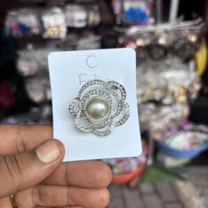Brooche