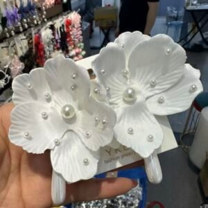 White petal earrings