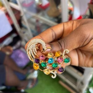 Brooche