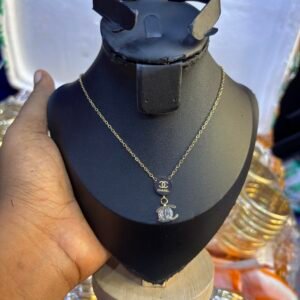 Dainty necklace
