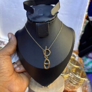 Dainty necklace